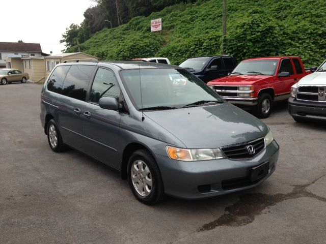 Honda Odyssey 2002 photo 3