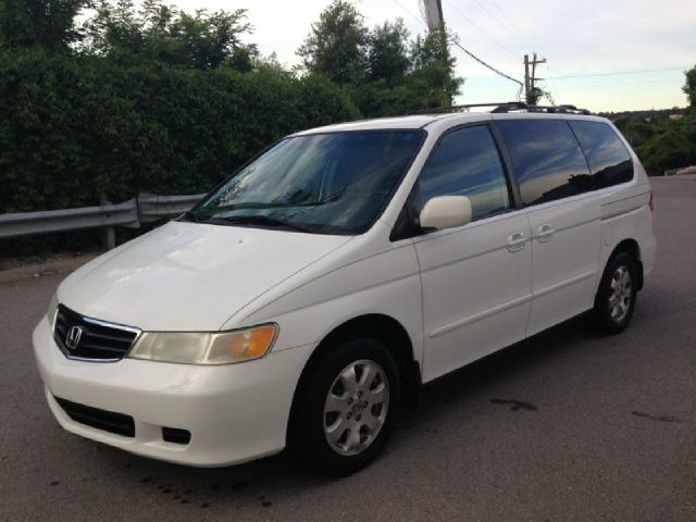 Honda Odyssey 2002 photo 2