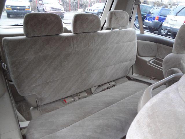 Honda Odyssey 2002 photo 5