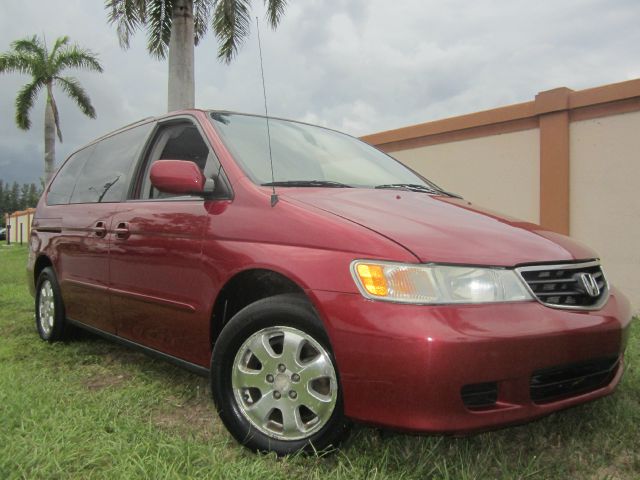 Honda Odyssey 2002 photo 2