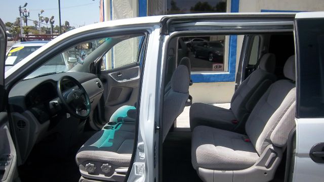 Honda Odyssey 2002 photo 23