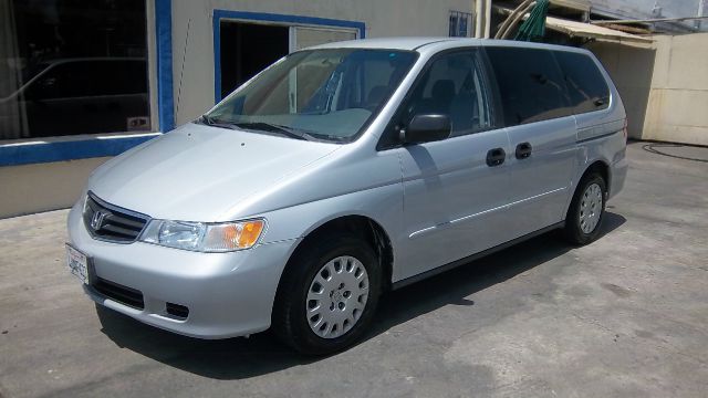 Honda Odyssey 2002 photo 3