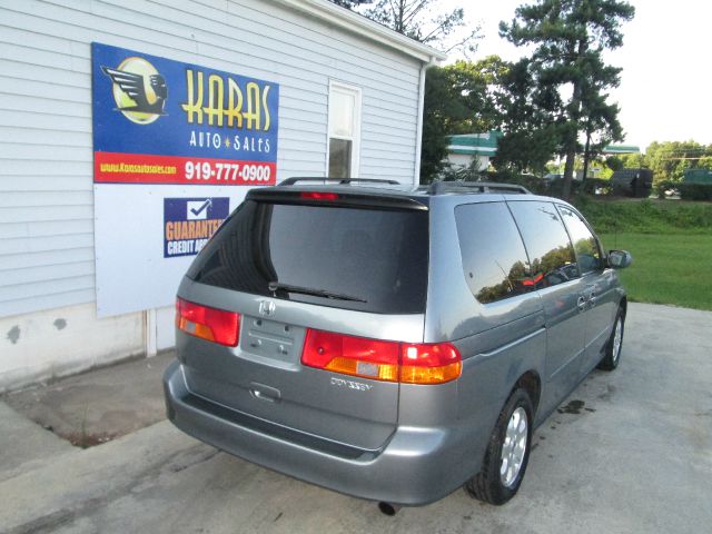 Honda Odyssey 2002 photo 2