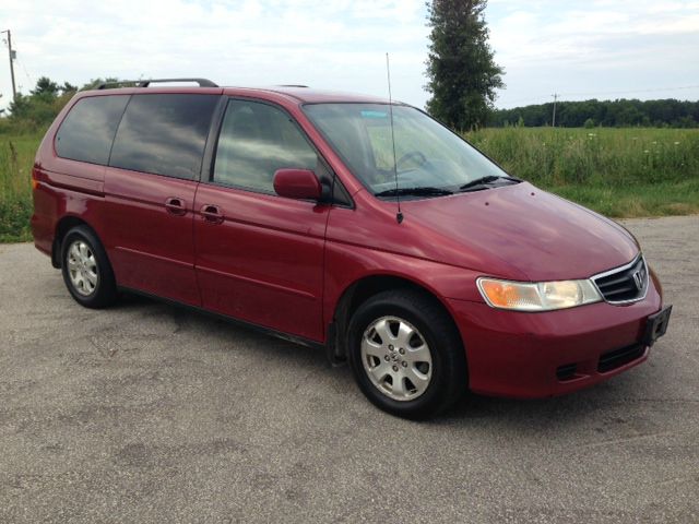 Honda Odyssey 2002 photo 2