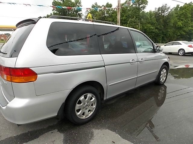 Honda Odyssey 2002 photo 3