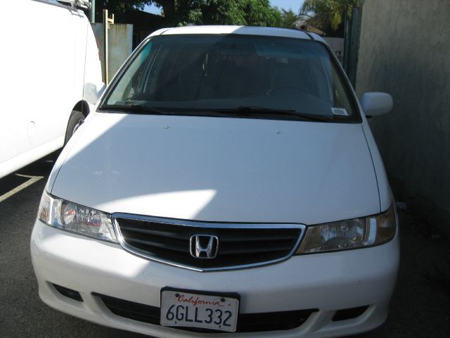 Honda Odyssey 2002 photo 3