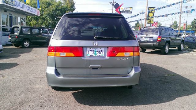 Honda Odyssey 2002 photo 3