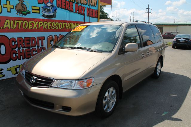 Honda Odyssey 2002 photo 1