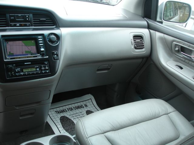 Honda Odyssey 2002 photo 28