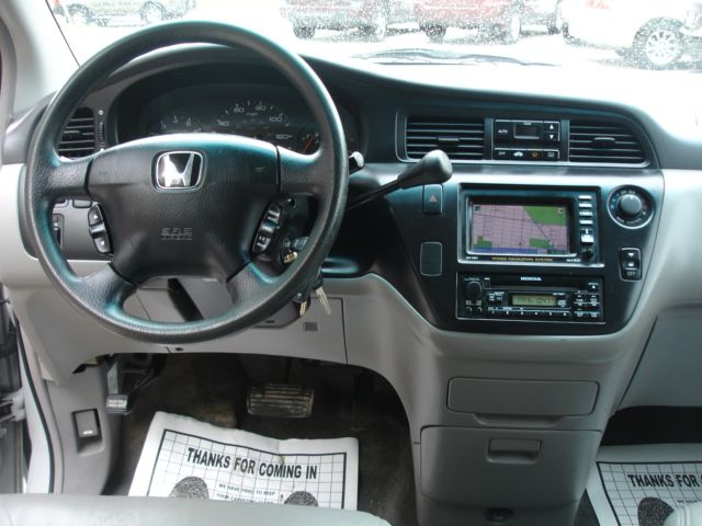 Honda Odyssey 2002 photo 30