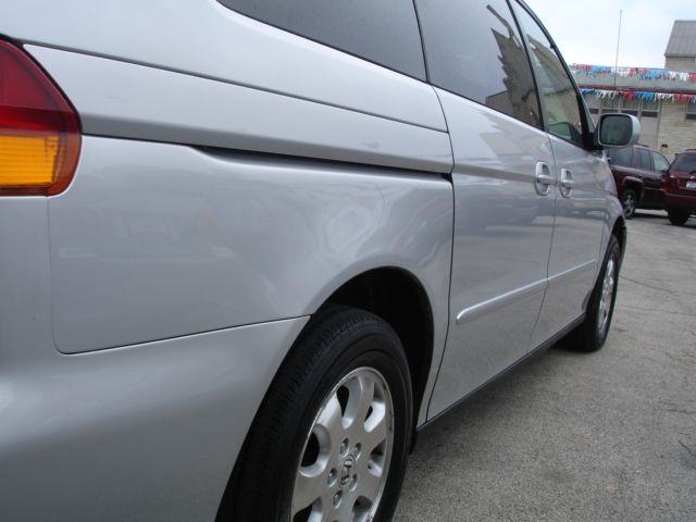 Honda Odyssey 2002 photo 8