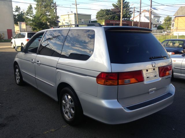 Honda Odyssey 2002 photo 3