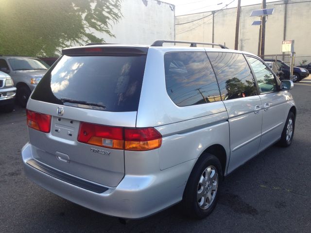 Honda Odyssey 2002 photo 4