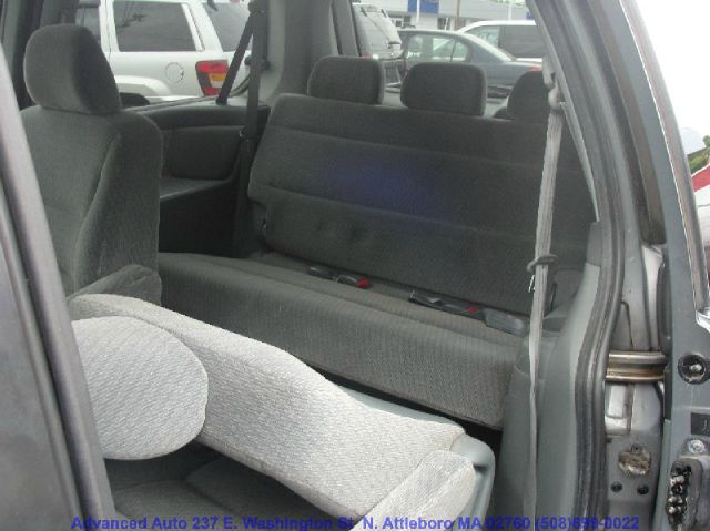 Honda Odyssey 2002 photo 2