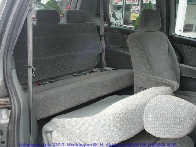 Honda Odyssey 2002 photo 3