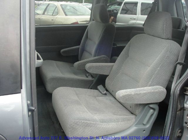 Honda Odyssey 2002 photo 7