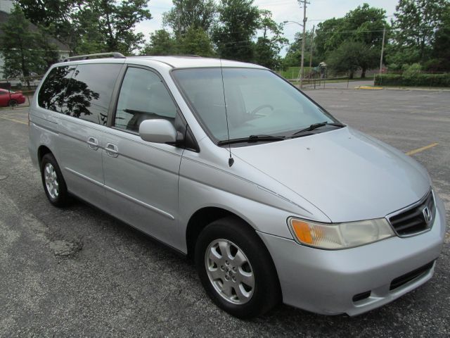 Honda Odyssey 2002 photo 2