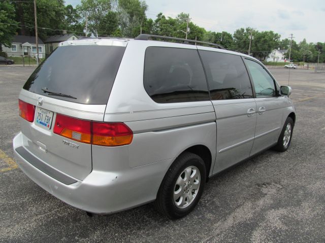 Honda Odyssey 2002 photo 3