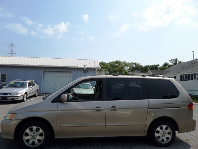 Honda Odyssey 2002 photo 2