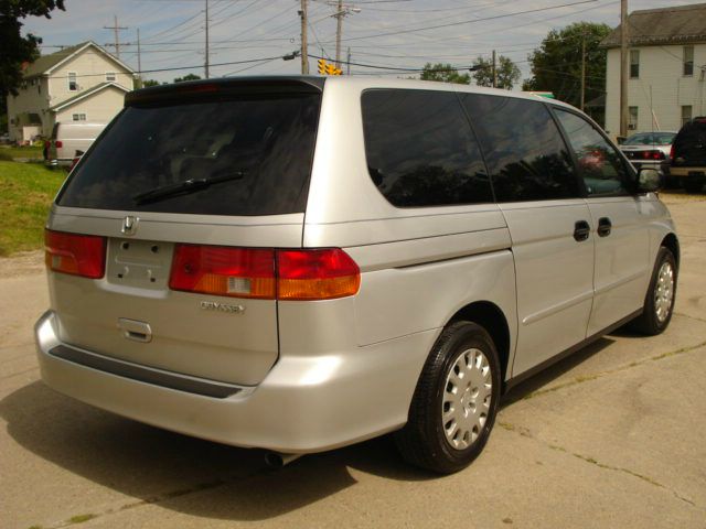 Honda Odyssey 2002 photo 3