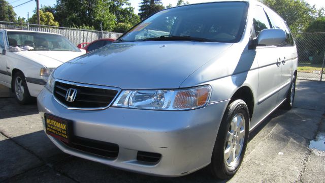 Honda Odyssey 2002 photo 3