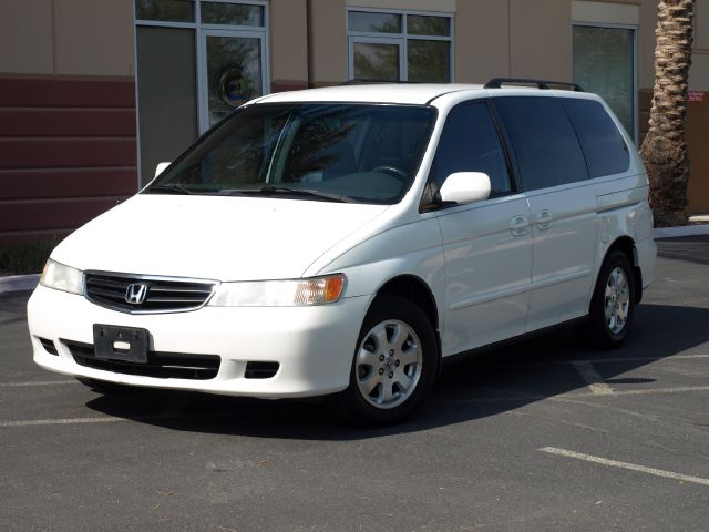 Honda Odyssey 2002 photo 3