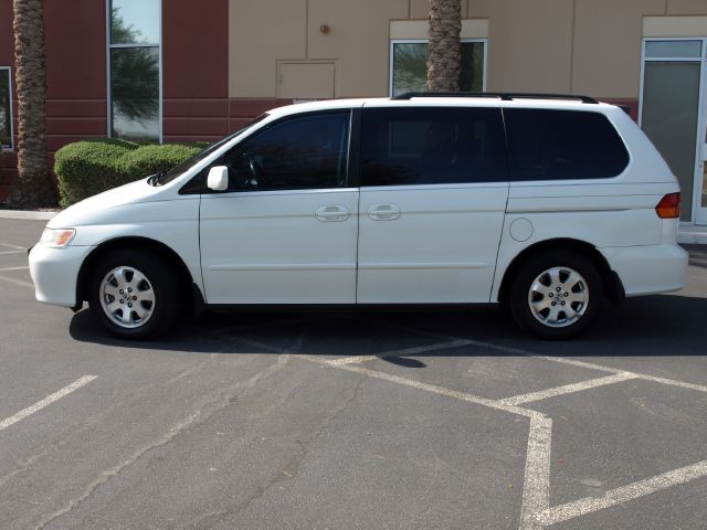 Honda Odyssey 2002 photo 4