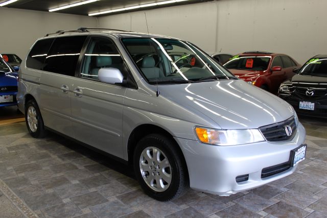 Honda Odyssey 2002 photo 2