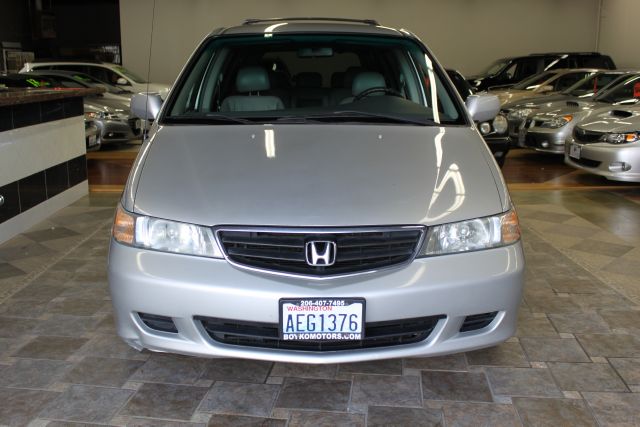 Honda Odyssey 2002 photo 3