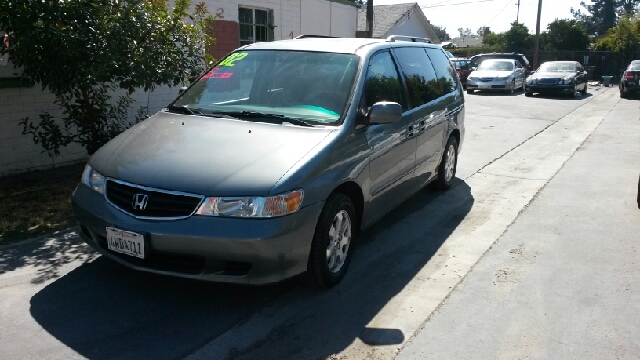 Honda Odyssey 2002 photo 4