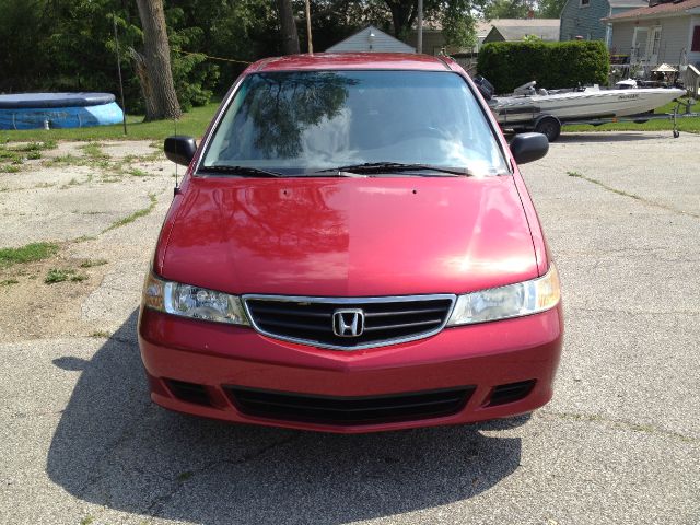 Honda Odyssey 2002 photo 2