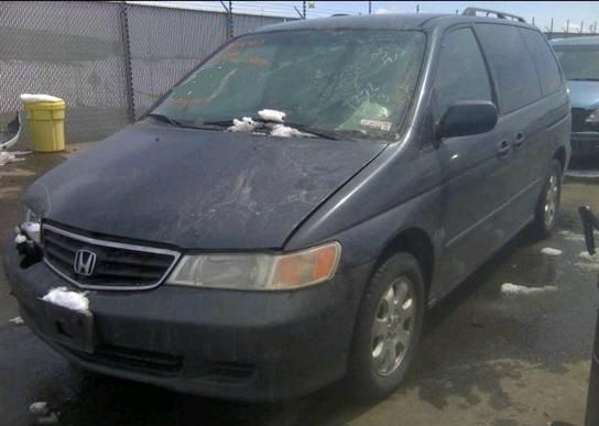 Honda Odyssey 2003 photo 1