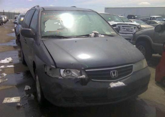 Honda Odyssey 2003 photo 2