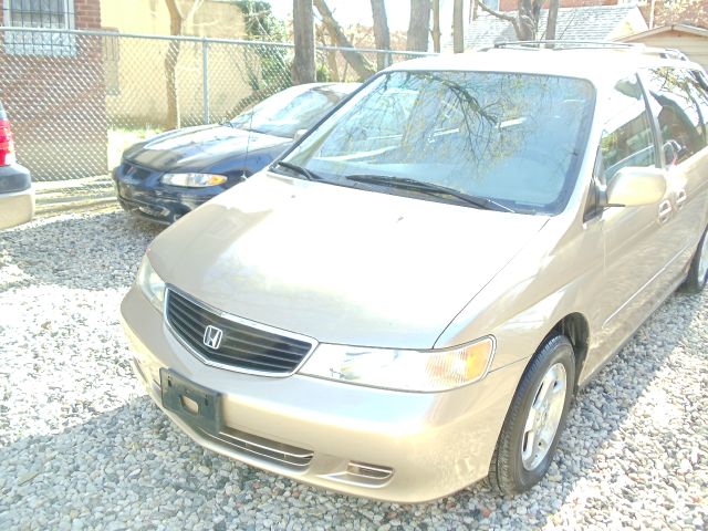 Honda Odyssey 2003 photo 3