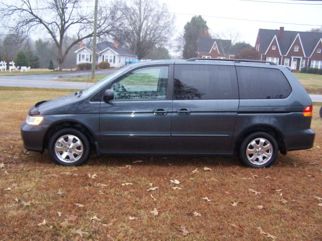 Honda Odyssey 2003 photo 1