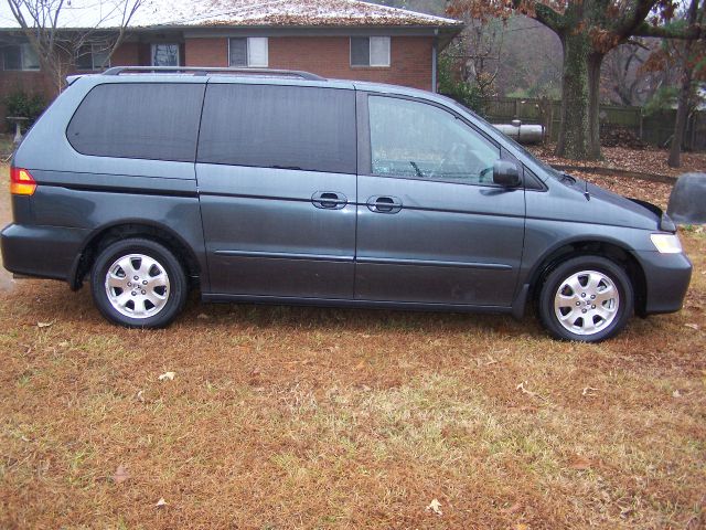 Honda Odyssey 2003 photo 4