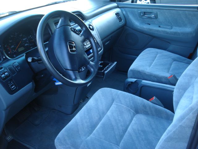 Honda Odyssey 2003 photo 6