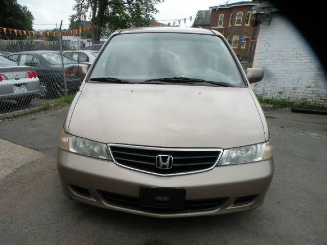 Honda Odyssey 2003 photo 1