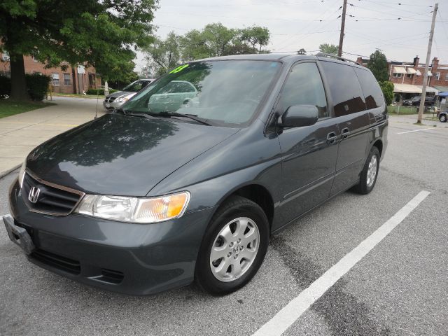 Honda Odyssey 2003 photo 1