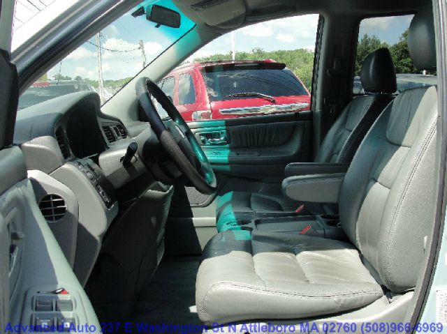 Honda Odyssey 2500hd LS 4X4 MiniVan