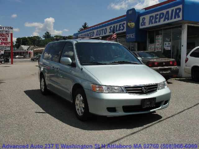 Honda Odyssey 2003 photo 1