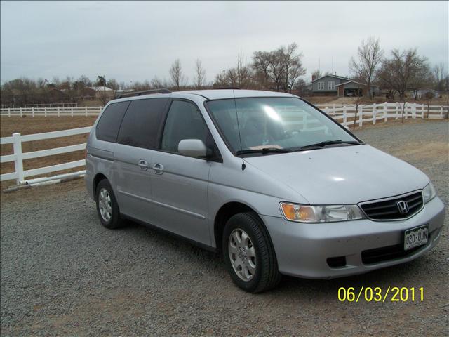 Honda Odyssey 2003 photo 1