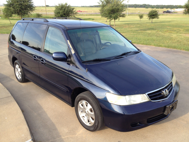 Honda Odyssey 2003 photo 1