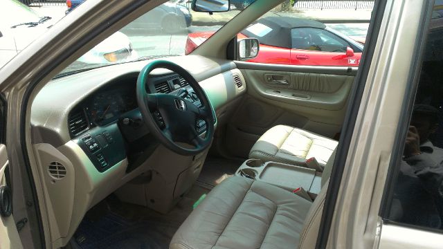 Honda Odyssey 2003 photo 12