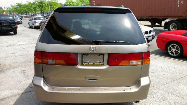 Honda Odyssey 2003 photo 4