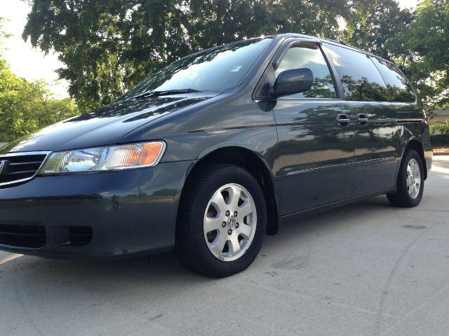 Honda Odyssey 2003 photo 3