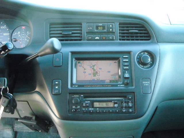 Honda Odyssey 2003 photo 17