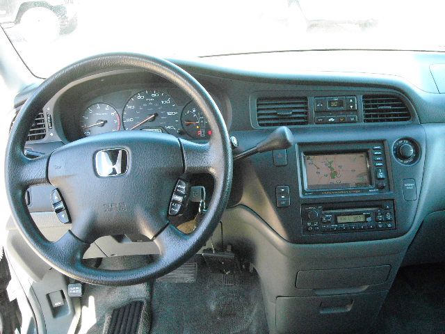 Honda Odyssey 2003 photo 23