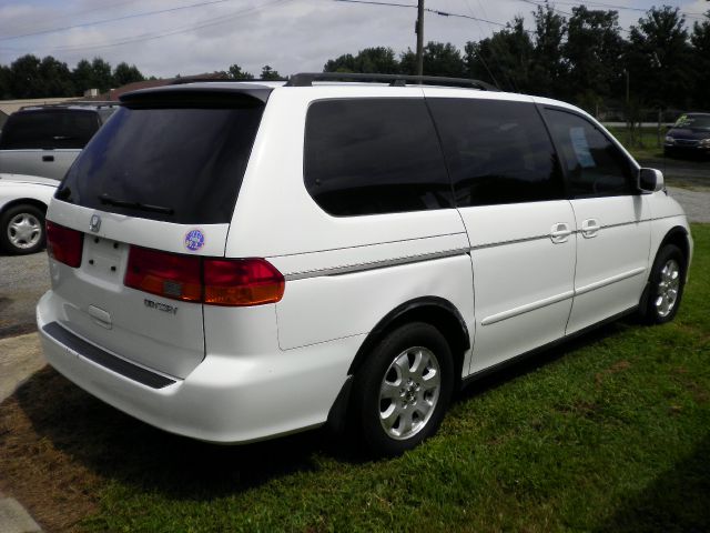 Honda Odyssey 2003 photo 1