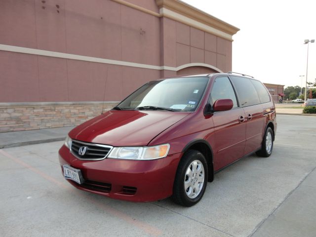 Honda Odyssey 2003 photo 1